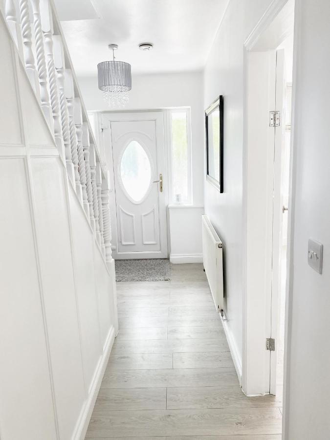 Luxurious Family Home In West Midlands Northfield Extérieur photo